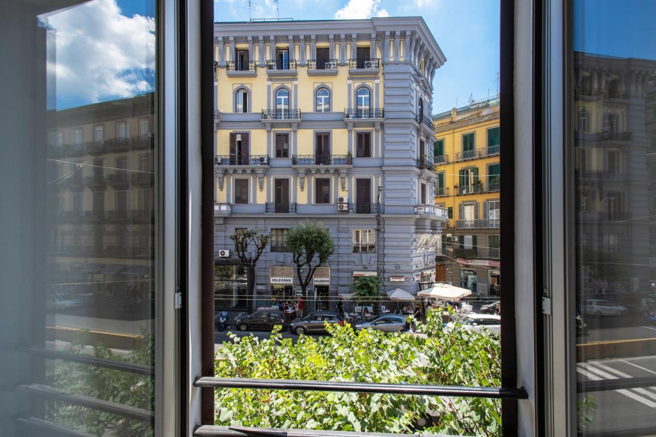 Отель Napoli'S Gold Экстерьер фото